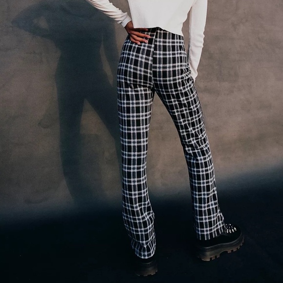 UO Cara Flare Stretch Pull on Pant - Picture 2 of 8